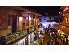 沉浸式剧场+年轻化表达！《开往东滘口的船票》在长堤历史文化街区上演